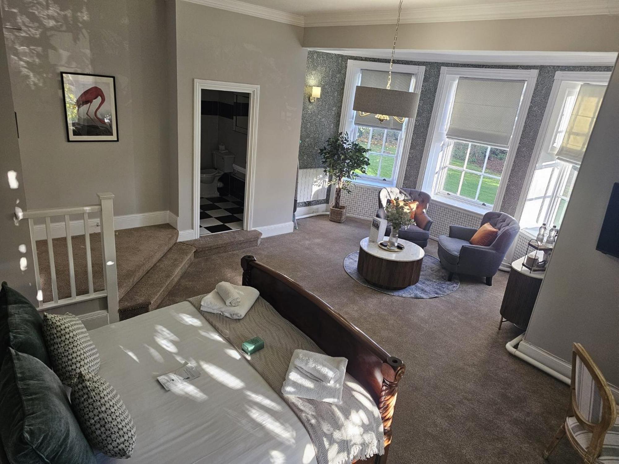 Woodland Manor Hotel Bedford Extérieur photo