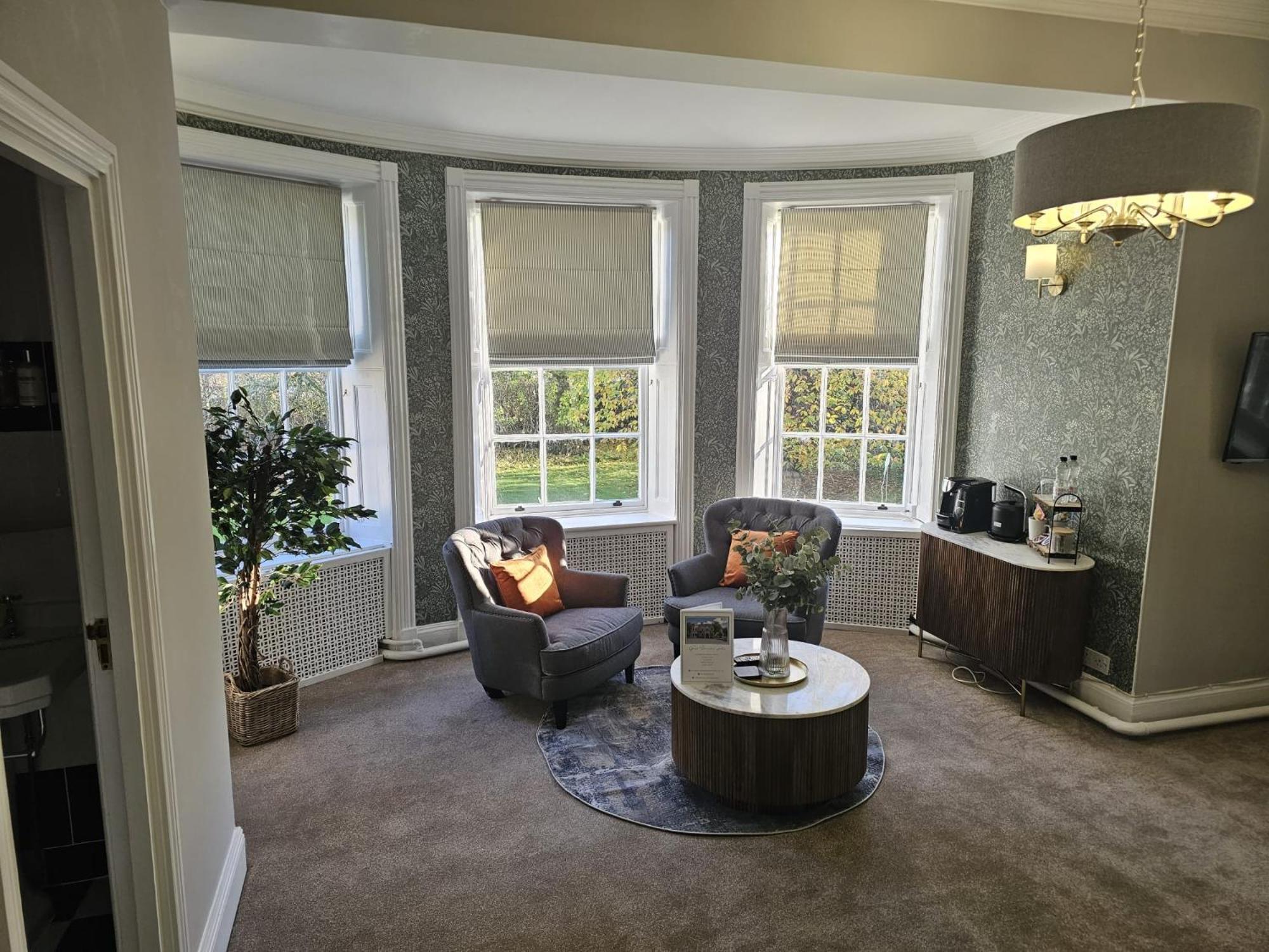 Woodland Manor Hotel Bedford Extérieur photo